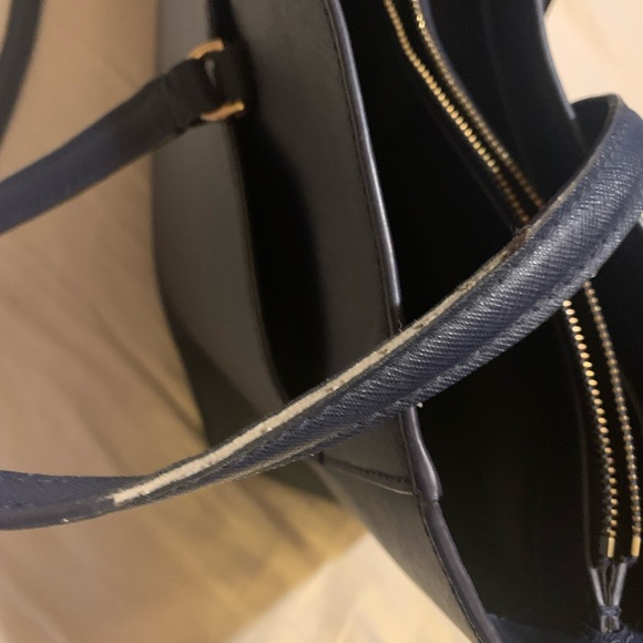 Tory Burch tote purse - Picture 4 of 7